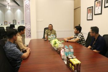 PLN ULP Tanjung jelaskan kondisi kelistrikan ke Bupati Tabalong