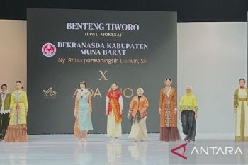 Tenun Benteng Tiworo ditampilkan di BTN IFW 2026