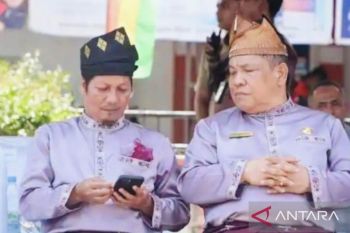 Plt  Bupati Kuansing siapkan dana satu juta setiap jalur pada festival seni budaya di Tepian Narosa