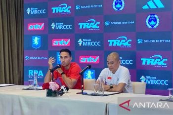 Ezra Walian mengaku bangga lawan Aston Villa