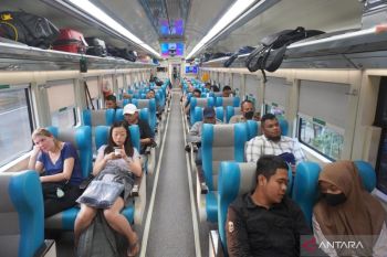 664 ribu wisatawan mancanegara pilih naik kereta api dari Jakarta