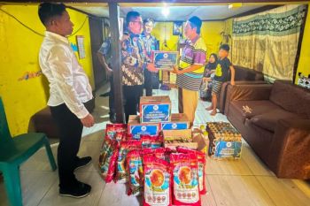 Kemenkum Malut salurkan bantuan sosial ke Panti Asuhan, Peringati Hari Kemerdekaan dan Pengayoman ke-81