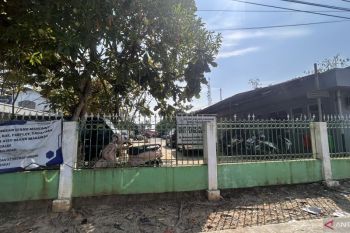 Wakil Ketua DPRD Balangan minta pengelola Pasar Paringin lebih kreatif