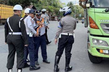 Dishub Balangan dan Polres gelar operasi penegakan hukum LLAJ