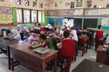 Disdik Mataram memverifikasi bantuan siswa miskin sasar Desil 1-2
