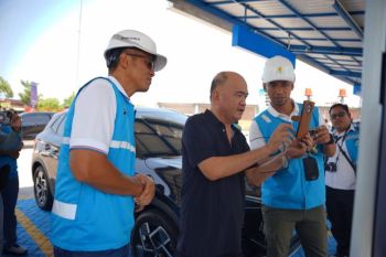 PLN perluas akses SPKLU di Tol Solo-Ngawi dan Ponpes Al-Fatah Temboro