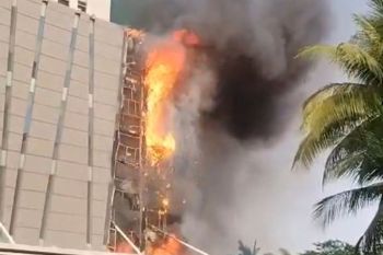 Police investigation launched after fire hits Pullman Hotel in Jakarta