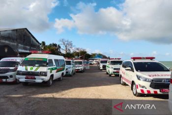 Pemkab Sumenep siagakan 20 ambulans antisipasi korban kapal terbakar
