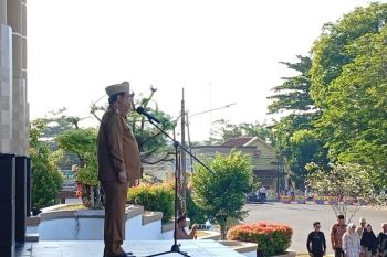 Wali Kota Pangkalpinang tekankan disiplin dan integritas ASN dalam apel gabungan