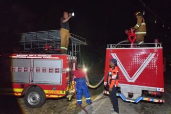 BPBD: 8 mobil damkar dikerahkan atasi kebakaran hutan Gunung Soputan