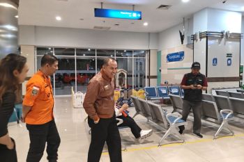Basarnas sebut cuaca pengaruhi evakuasi korban KMP Mutiara Sentosa II