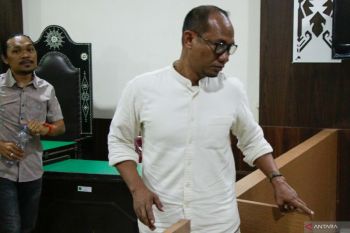 Jaksa tuntut mantan Kepala BPN Sumbawa tiga tahun penjara