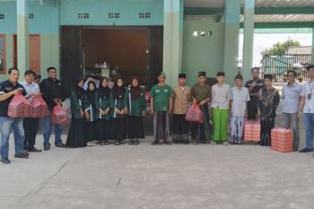 PT Timah berbagi kebahagiaan bersama Santri di Bangka Selatan rayakan HUT Ke-50
