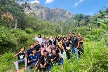 Mahasiswa KKN UNP bantu hidupkan pesona Nagari Pagaruyung