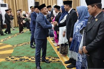 Ketua DPRD Syahrial minta pejabat baru komitmen berikan pelayanan terbaik