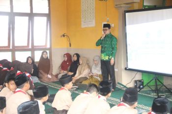 DLH-Kota Singkawang perluas edukasi pengelolaan sampah di sekolah dengan 3R