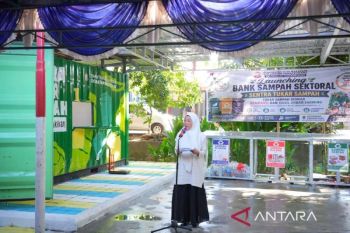 Makassar luncurkan bank sampah sektoral