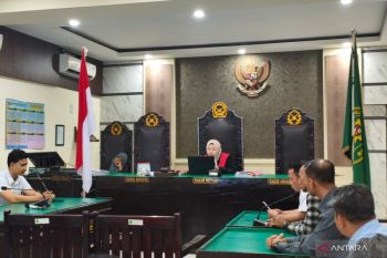 Pengadilan tolak praperadilan eks kadiskop terkait tersangka masker