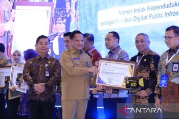 Padang Panjang sabet IKD Dukcapil Prima Award 2026