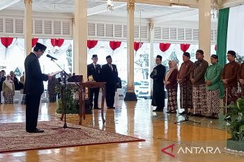 Sultan HB X tegaskan jabatan tinggi pratama bukanlah tujuan akhir