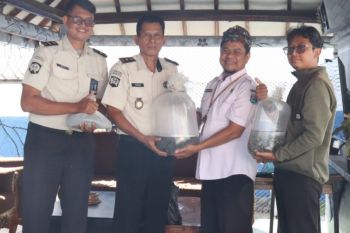 Probolinggo salurkan benih ikan untuk kemandirian WBP Rutan Kraksaan