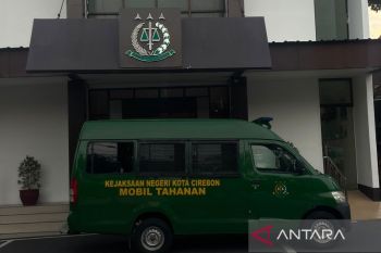 Kejari Kota Cirebon melaksanakan putusan kasasi perkara korupsi aset PDP