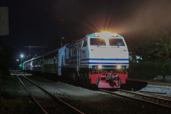 Operasi kereta Daop 2 kembali normal pascagempa meski telat 9-60 menit
