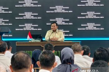Prabowo minta semua pihak tingkatkan dan perbaiki mutu pendidikan
