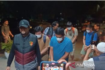 Polda Babel tetapkan empat tersangka penampung 52,5 ton timah ilegal