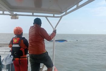 Tim SAR selamatkan korban speat boat tenggelam di Manasari Mimika