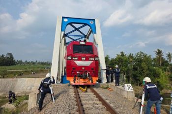 Jembatan baru lintas Jember--Kalisat untuk perkuat keselamatan KA