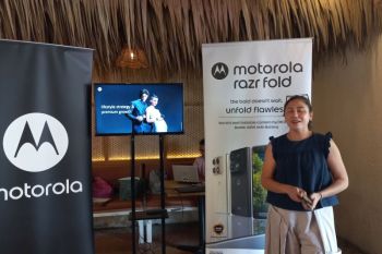 Motorola hadirkan pengalaman foldable premium di Yogyakarta melalui Razr Fold