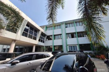 Polisi panggil mantan ketua yayasan soal temuan senjata di sekolah