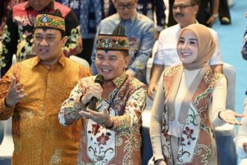 Gubernur Agustiar minta desa prioritaskan pelayanan publik dan siap hadapi karhutla
