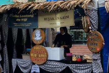 Ciptakan ruang promosi, Pemkab Tulungagung gelar pasar jadul ajak ratusan UMKM lokal