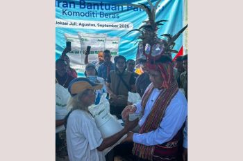 Bapanas dan Bulog salurkan bantuan pangan kepada 37.338 warga Alor-NTT