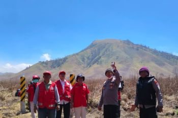 PMI Probolinggo bantu padamkan karhutla Gunung Bromo