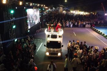 PT Semen Padang Semarakkan Festival Pawai Telong-Telong HJK Padang ke-357