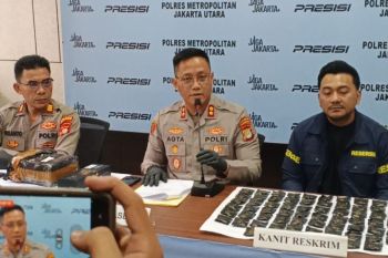 Polisi tangkap komplotan pencuri dan penadah motor curian di Jakut