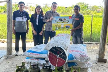 Asmo Sulsel dan FIFGroup bantu petani terdampak kekeringan di Sidrap