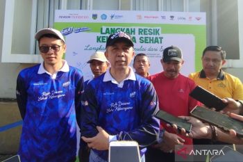 Dinkes Kudus melakukan upaya jemput bola penuhi imunisasi anak usia 0-2 tahun