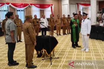 Kotabaru Regent inaugurates Kalian Village Head