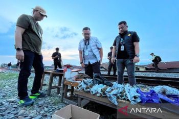 Polrestabes Medan bongkar sarang narkoba di bantaran rel Tembung, tiga kg ganja diamankan