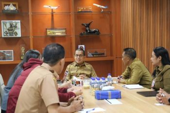 Gubernur NTT: Literasi keuangan penting menghadapi tantangan ekonomi