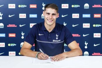 Tottenham Hotspur perpanjang kontrak Micky van de Ven