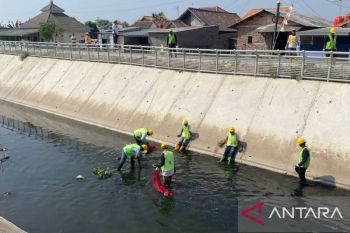Pulihkan daya tampung air, BBWSC3 masifkan normalisasi sungai di Serang