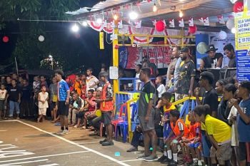 Warga Kota Jayapura adakan lomba tradisional guna meriahkan HUT ke-81 RI