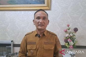 Bupati Sarolangun pastikan gaji 13 ASN segera dicairkan