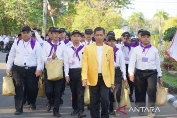 Rektor ULM ajak mahasiswa baru jalan kaki semangat Wasaka