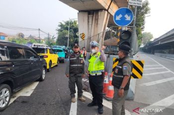 Pemkot Jakbar perketat pengawasan "pak ogah" di exit tol Rawa Buaya